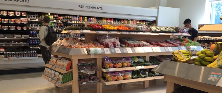 Shoppers interior image 4